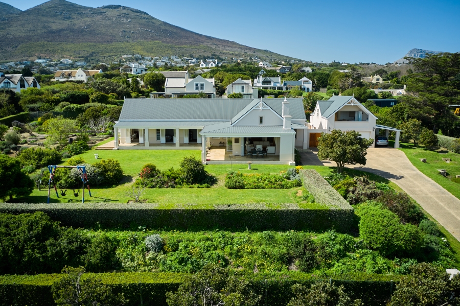 3 Bedroom Property for Sale in Crofters Valley Western Cape